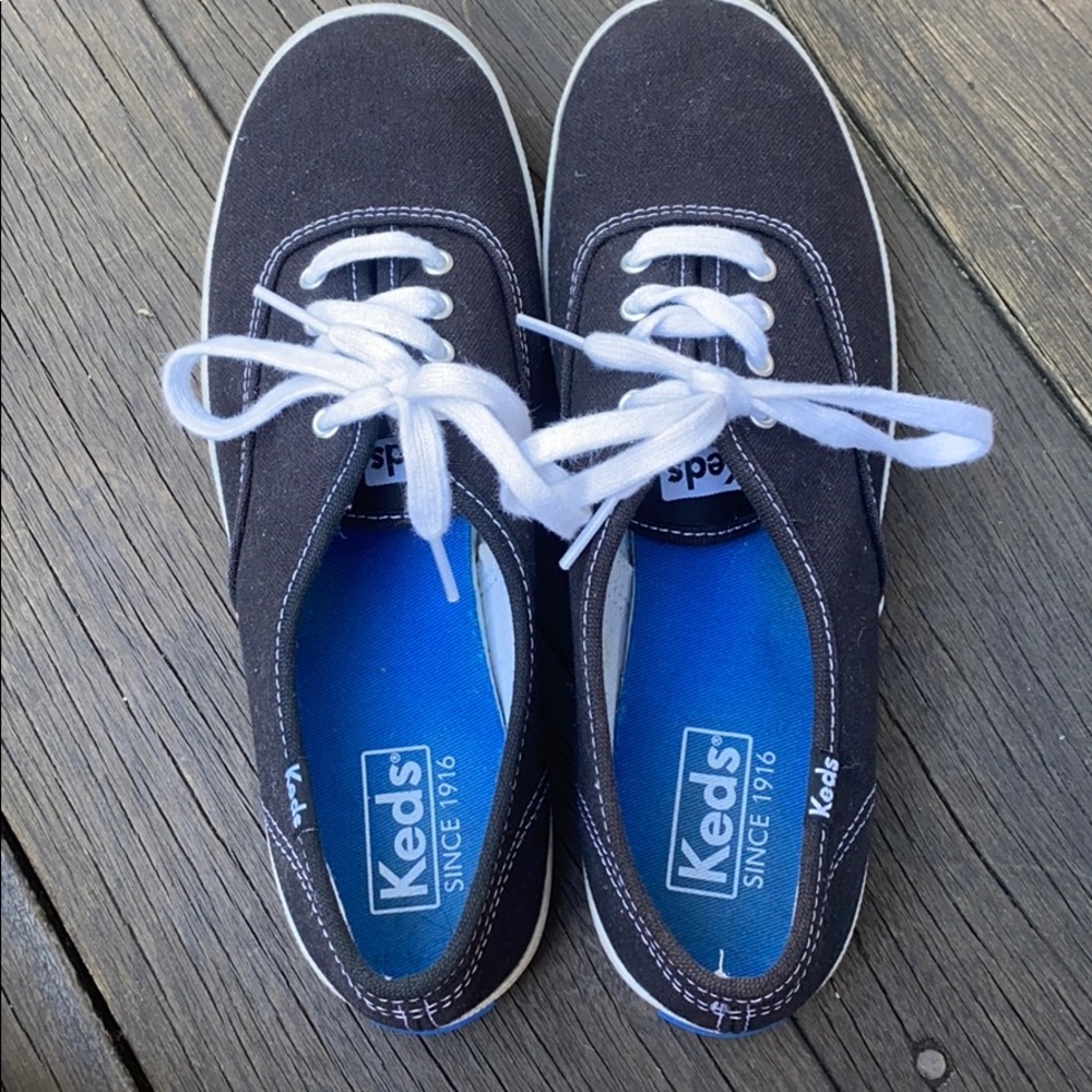 Black keds!!